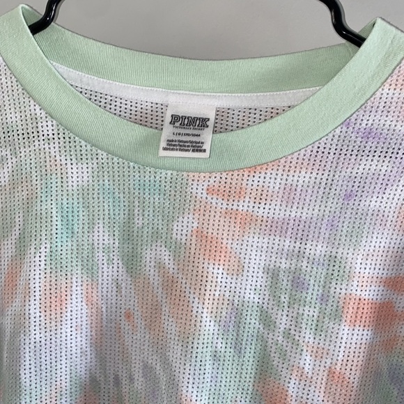 Pink by Victoria’s Secret cute top - Picture 3 of 4